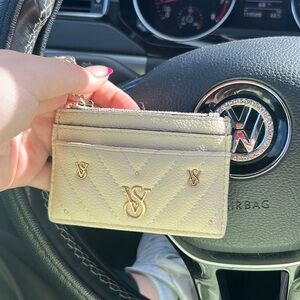 vs wallet